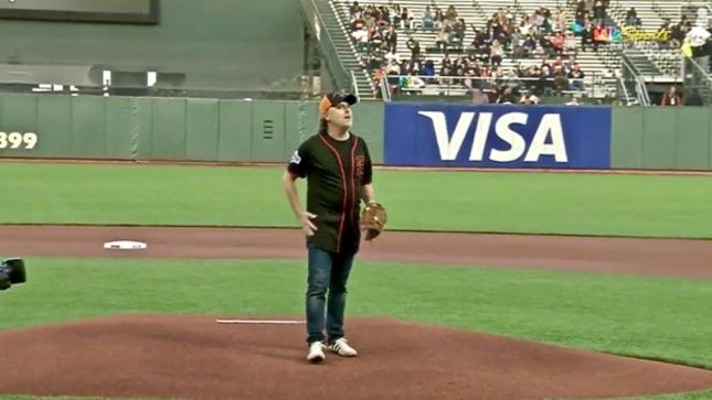 LARS ULRICH Throws First Pitch At Sixth Annual METALLICA Night With The San Francisco Giants; Video