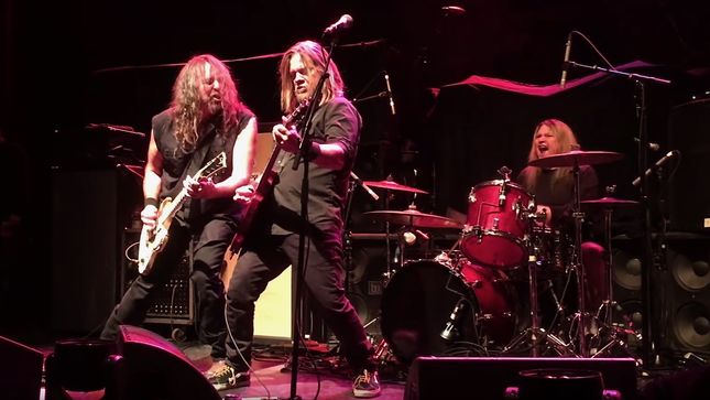WOODY WEATHERMAN Reflects On CORROSION OF CONFORMITY's Time With METALLICA - "Just To Take A Peek Into That That World, It's So Giant And Massive... It's Unbelievable"; Audio
