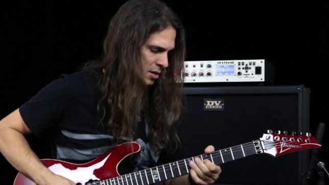 MEGADETH Guitarist KIKO LOUREIRO Looks Back On Early Years - "Having An Ibanez Was Super Necessary To Be A Great Guitarist Because All My Heroes Were Using Ibanez" (Video)