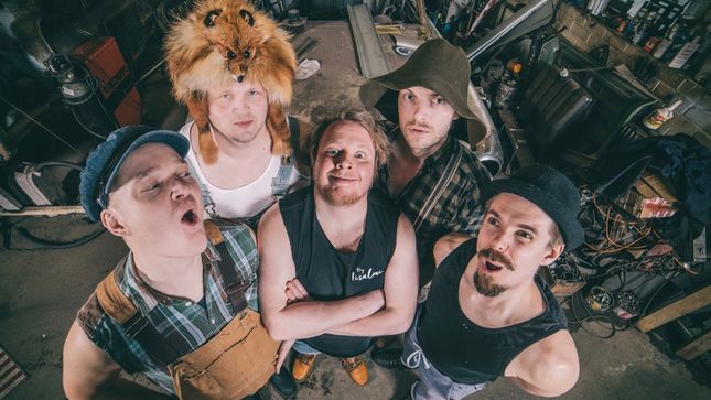 STEVE'N'SEAGULLS Cover ZZ TOP Classic "Gimme All Your Lovin'"; Music Video Streaming