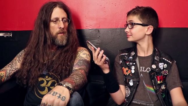 YOB Singer / Guitarist MIKE SCHEIDT Discusses Childhood Bullies, Life After Near Death, Aliens, And More; Little Punk People Video Interview