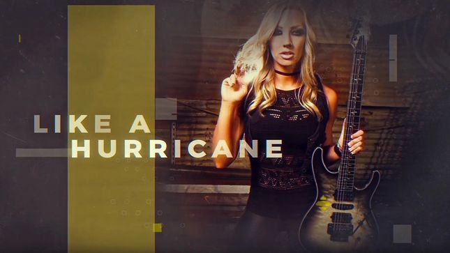 ALICE COOPER Guitarist NITA STRAUSS Show You How To Combine Rhythm And Lead Guitar Parts In New Like A Hurricane Episode; Video