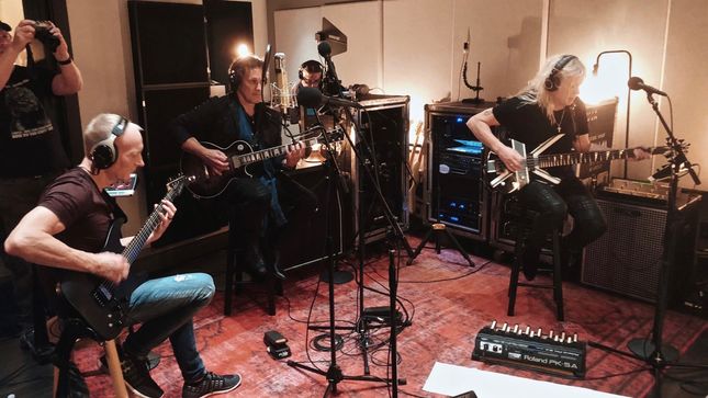 DEF LEPPARD Debuts Spotify Singles Recording Session; Features DEPECHE MODE's "Personal Jesus" And "Hysteria"