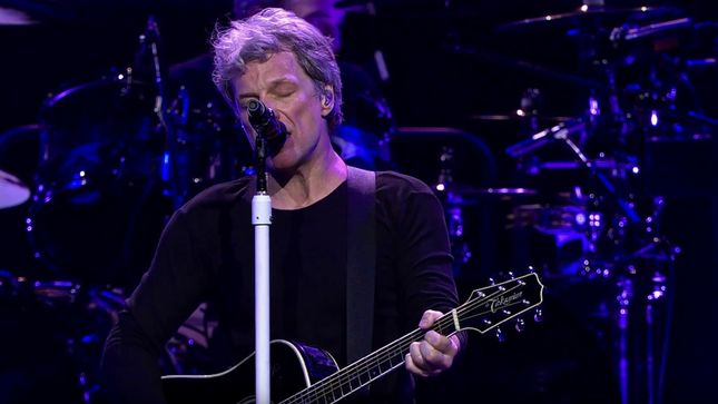 BON JOVI Performs "I'll Be There For You" In Philadelphia; Official Live Video Streaming