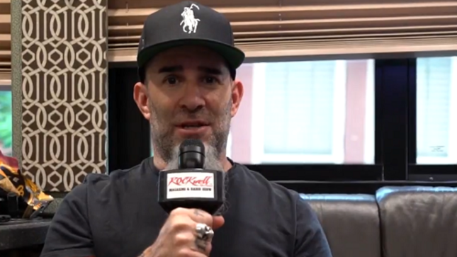 ANTHRAX Guitarist SCOTT IAN - "You Just Kind Of Have A Good Feeling For What's Gonna Work Live"; Video Interview