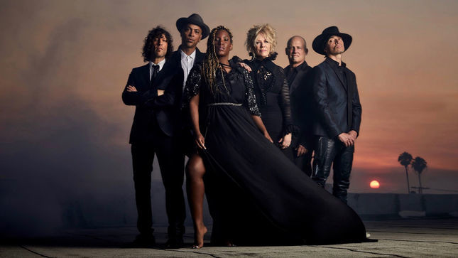 HEART Guitarist NANCY WILSON Talks ROADCASE ROYALE Bandmates And Music - "Together, We Kind Of Make The Rock And Soul Thing"