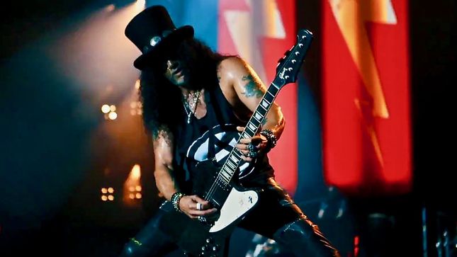 SLASH Stays Mum In Regards To Upcoming GUNS N' ROSES Activity - "I Just Don’t Think That There’s Really Any Information That Is Necessarily Important"