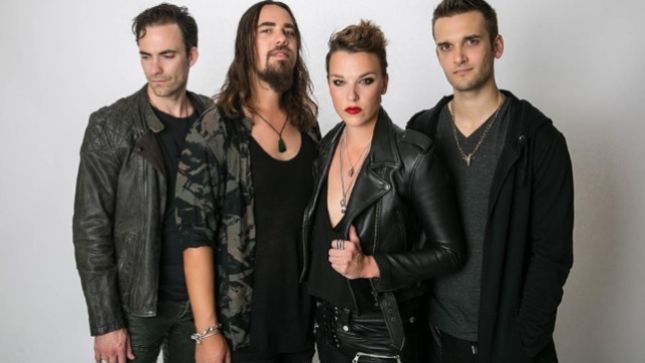 HALESTORM Vocalist LZZY HALE Talks Deciding On Vicious Album Track Running Order - "We Spend 90% Of Our Time As A Live Band, So We Made It  Like Our Setlists"