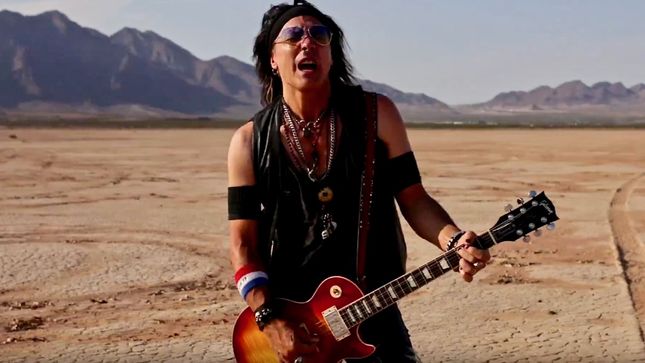 ALICE COOPER Guitarist RYAN ROXIE Releases Lyric Video For Cover Of COLDPLAY's 