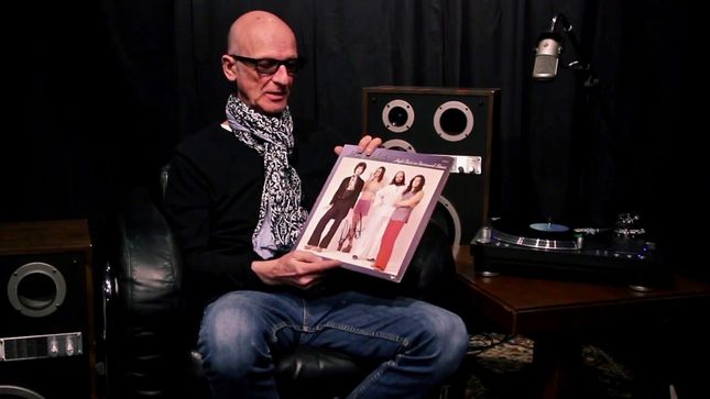 KIM MITCHELL Discusses MAX WEBSTER Classic "Diamonds, Diamonds" - "Everybody Was Really Relaxed For This Session"; Video