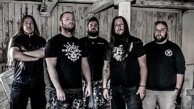 CARNAL FORGE Inks Deal With ViciSolum Productions; Gun To Mouth Salvation Album Due In January