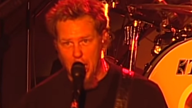 METALLICA Uploads Rare 1999 Live Video Performing "Blackened" In Detroit