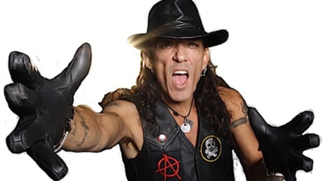 RATT Frontman STEPHEN PEARCY On Recent Knee Surgery - "It’s Been Therapy Right Out Of The Box"