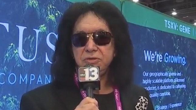 KISS Bassist GENE SIMMONS - "I'm 69, I Don't Want To Be On Stage At 75"