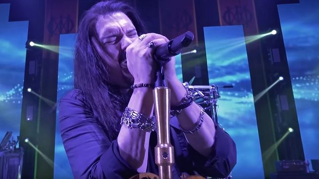 DREAM THEATER Vocalist JAMES LABRIE On Upcoming Distance Over Time Album - "We Tried to Encompass All Of Our Roots And To Chase Something More Organic"; Audio