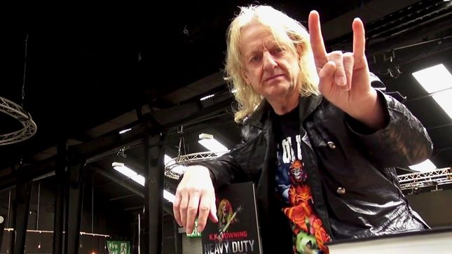K.K. DOWNING - Former JUDAS PRIEST Guitarist Thanks Fans For Supporting New Book, Offers Seasons Greetings; Video