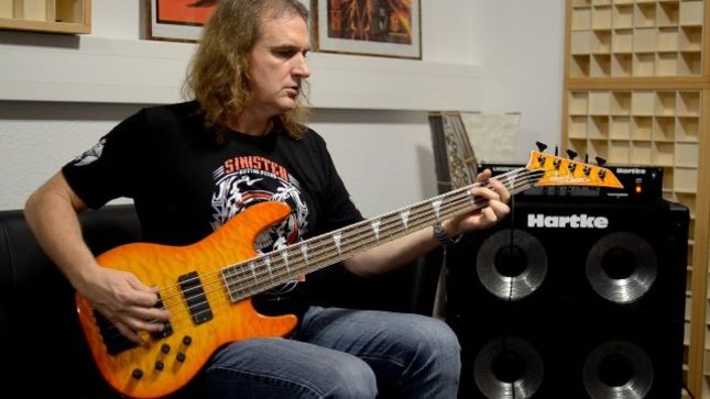 DAVID ELLEFSON On Next MEGADETH Album - "We're Doing It Now; We've Been Working On It, Compiling Riffs And Putting Things Together"