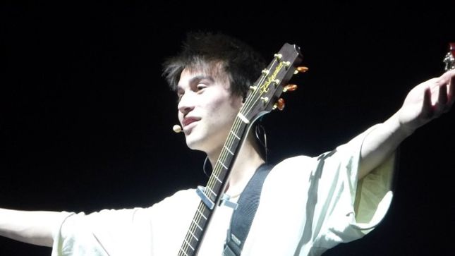 STEVE VAI On Musical Multi-Talent JACOB COLLIER And His New Album - "Perhaps The Most Gifted Musician I Have Ever Encountered"