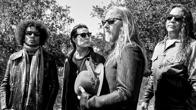 ALICE IN CHAINS - First Two Episodes Of Rainier Fog Movie Project, Black Antenna, Streaming Now