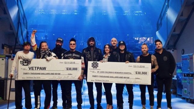 FIVE FINGER DEATH PUNCH And BREAKING BENJAMIN Wrap Fall US Arena Tour And Donate Over $250,000 To Charity