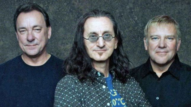 GEDDY LEE On Keeping RUSH Together For Over 40 Years - "We Respect Each Other As Players, And We Know How To Make Each Other Laugh" (Video) 