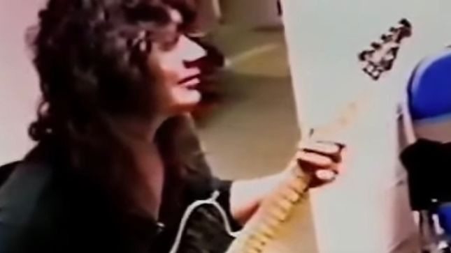 Eddie Van Halen Plays Deep Purple Ritchie Blackmore Riffs Rare Video Streaming Bravewords 3818