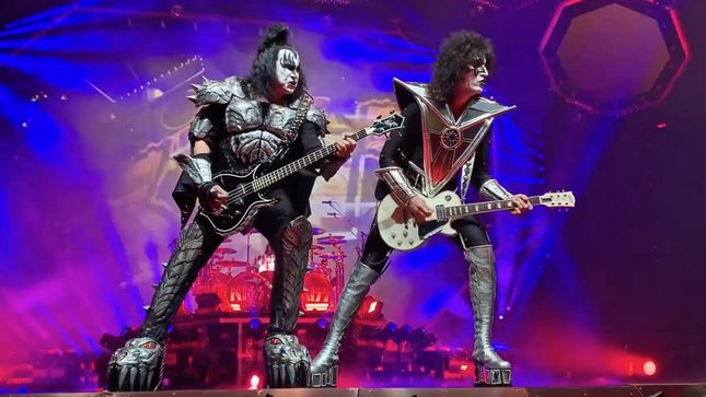GENE SIMMONS On KISS' End Of The Road World Tour - “It’s By Far The Largest And Most Over-The-Top We’ve Ever Done"