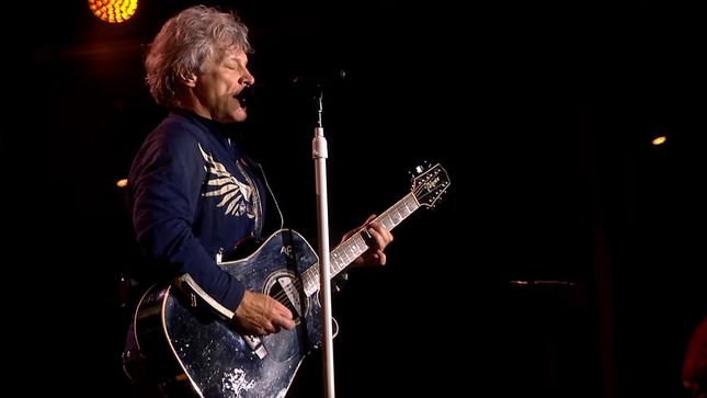 BON JOVI Performs "Captain Crash & The Beauty Queen From Mars" In Sydney; Official Live Video Streaming