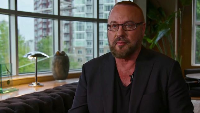 Songwriter DESMOND CHILD Talks KISS Hit That Launched His Career, Reveals Personal Inspiration For BON JOVI's "Livin' On a Prayer" (Video)