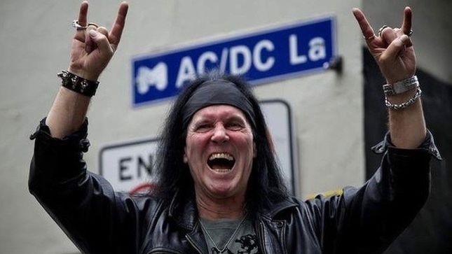 Original AC/DC Frontman DAVE EVANS - "BON SCOTT Was Very Lucky To Join A Band That Was Red Hot Like AC/DC"; Audio