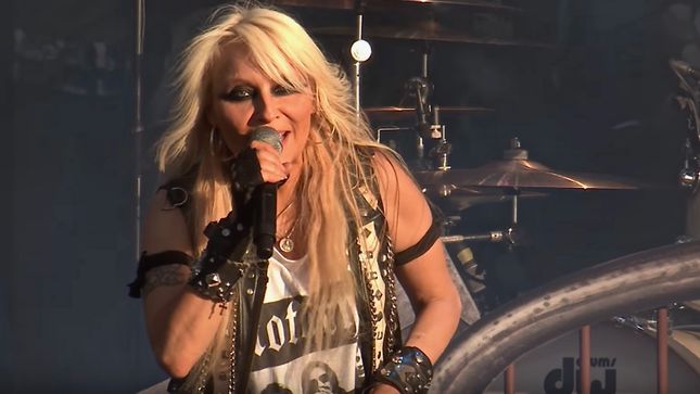 DORO On Forthcoming Live WARLOCK Album - "We're Recording Shows All Over The World, And Then We'll Pick The Best Tracks" (Video)