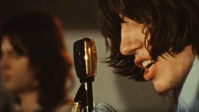 PINK FLOYD Performs "Let There Be More Light" On France's Surprise Partie In 1968; Rare Video Streaming