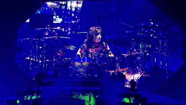 KISS Drummer ERIC SINGER Rocks His Home Town; HQ Video From Cleveland Streaming