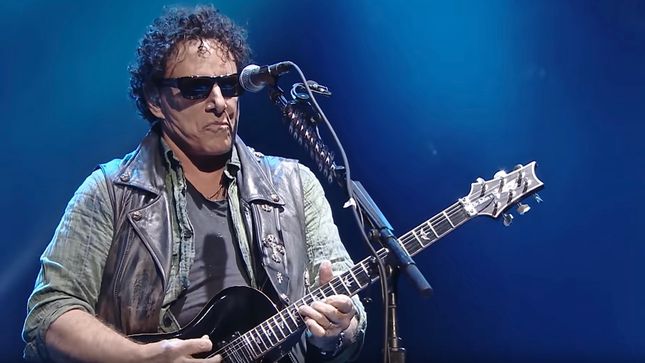 JOURNEY Debuts "Don't Stop Believin'" Video From Upcoming Live In Japan 2017: Escape + Frontiers Release