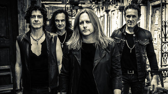 LAST IN LINE To Begin Writing Next Album In “August And September”, Says VIVIAN CAMPBELL 