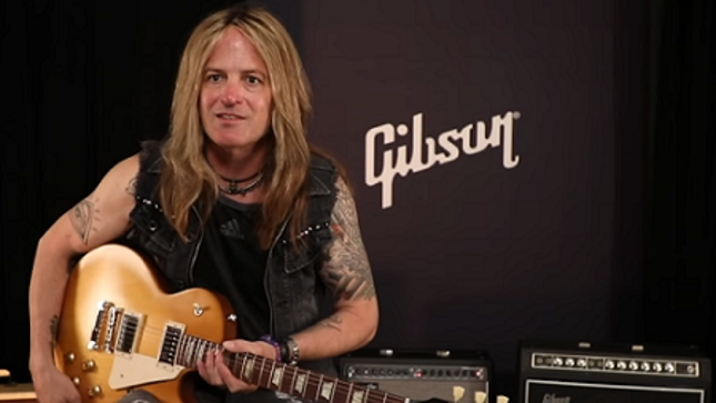 DOUG ALDRICH Demos The New Les Paul Tribute Guitar - "You Can Try And Reinvent The Wheel, But It's Still Pretty Much Round"