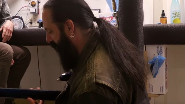 DREAM THEATER - John Petrucci Geeks Out In Sweetwater's Guitar Gallery