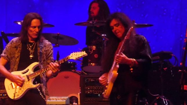 STEVE VAI Posts Update On Ill-Fated GENERATION AXE PledgeMusic Campaign - "We Feel Robbed As Well"