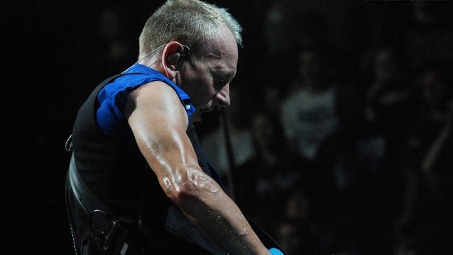 PHIL COLLEN Says DEF LEPPARD “Are Aware” That Fans Want Them To Go Back To Their Roots