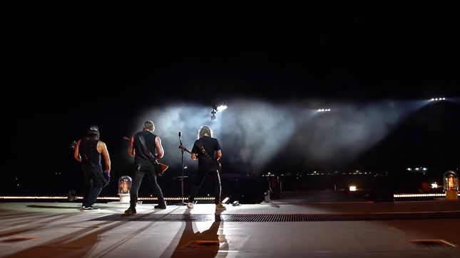 METALLICA Performs "The Day That Never Comes" In Prague; Pro-Shot Video