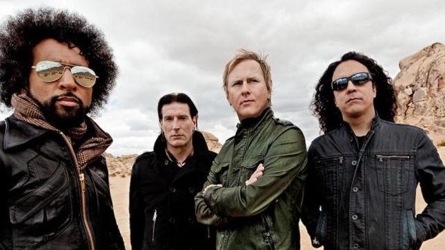 JERRY CANTRELL On ALICE IN CHAINS' Music Spanning Generations - "It's Really Cool To Look Out And See Young Kids Rocking Out" 