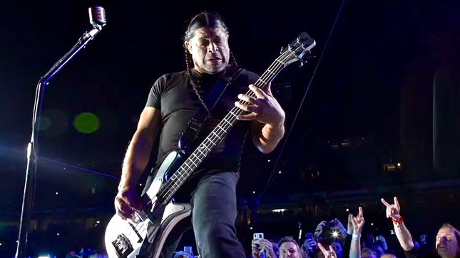 METALLICA Release "Ride The Lightning" Pro-Shot Performance Video From Barcelona