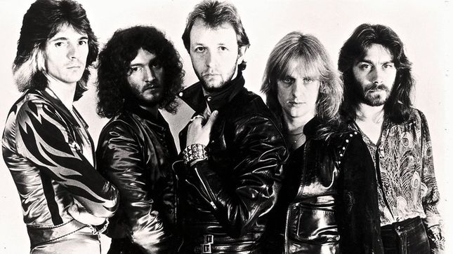 Former JUDAS PRIEST Drummer LES BINKS - "I Do Not See How They Could Possibly Do A 50th Anniversary Tour That Didn’t Have K.K. DOWNING Onstage"