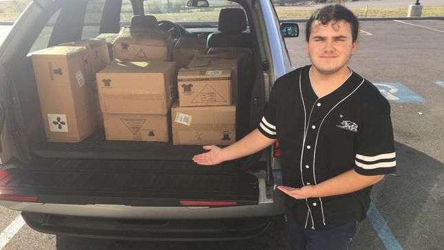 Son Of Late GREAT WHITE Guitarist TY LONGLEY To Drum Out Hunger