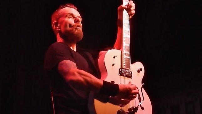 THE CULT Guitarist BILLY DUFFY On 1989's Sonic Temple Album - "It Was Less Misogynistic; You Never Really Saw Scantily Clad Women In Our Videos, At Least"