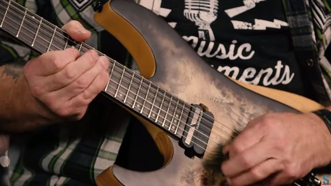 NICK BOWCOTT Demonstrates How To Play The Solo In GRIM REAPER’s “Final Scream”; Video