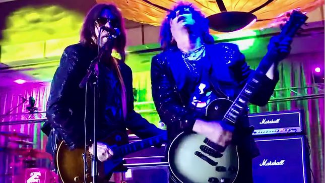 ACE FREHLEY Reunites With FREHLEY'S COMET Members At Kruise Fest 2019; Video