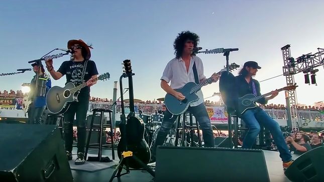 KISS Performs "She" In The Round On KISS Kruise IX With Special Guest BRUCK KULICK; HQ Video