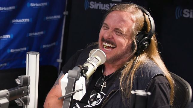 LYNYRD SKYNYRD Discuss Hanging Out And Smoking Weed With SNOOP DOGG - "He Was A Lot Of Fun, We Got A Good Kick Out Of Him"; Video