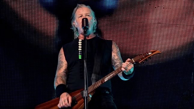 METALLICA "Spit Out The Bone" In Prague; HQ Performance Video Streaming